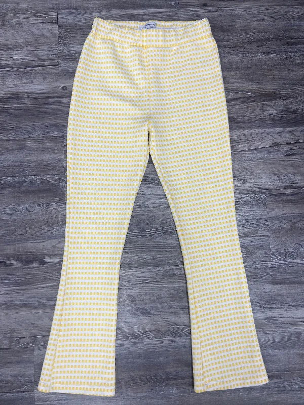 Winter Boots White & Yellow Pants Other Urban Outfitters, Size M